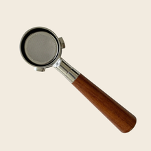 画像をギャラリービューアに読み込む, ブレビル/セージ 54mm ボトムレス ポルタフィルター - アーモンド ソリッドウッド