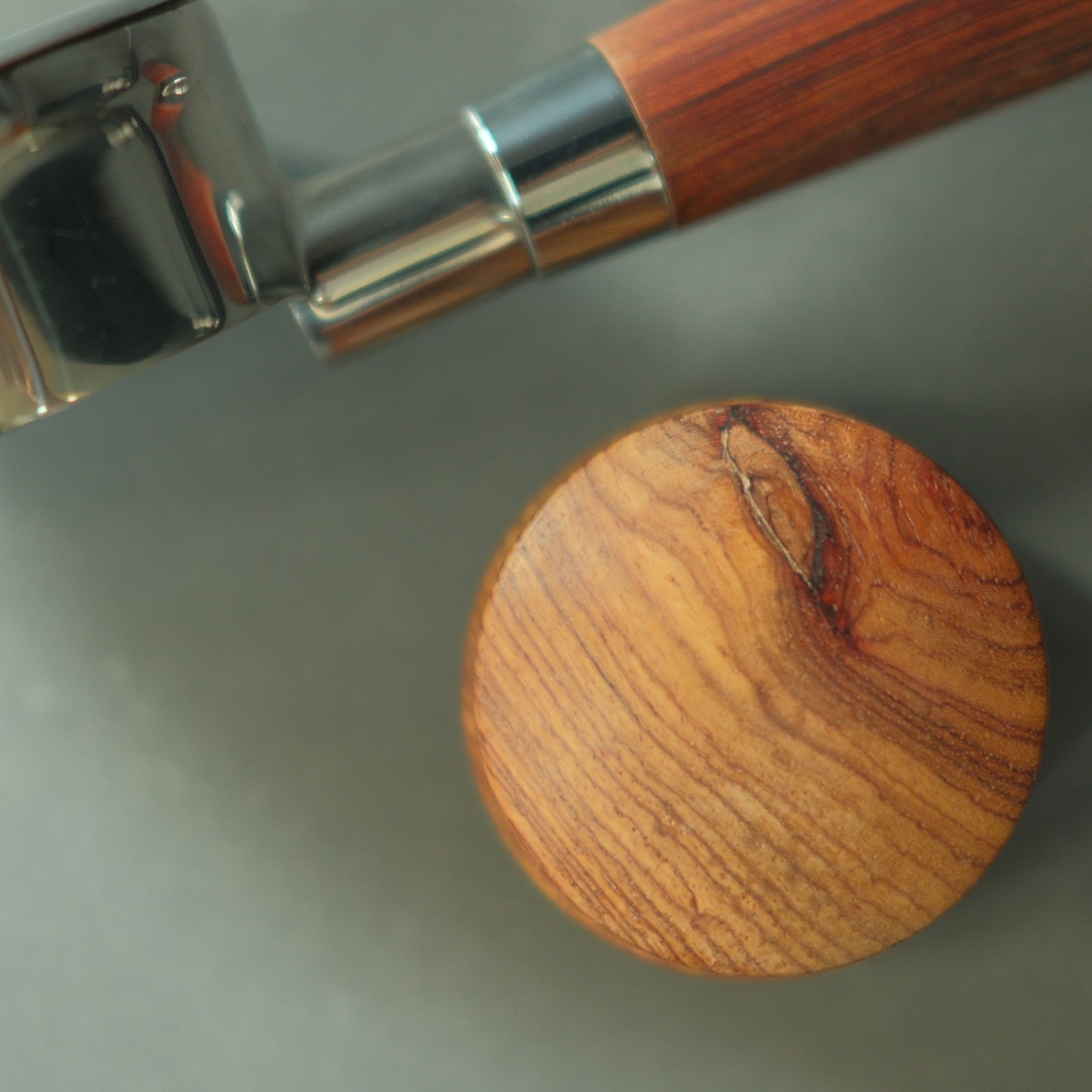 53mm コーヒーディストリビューター - 木製 - バリスタグレード