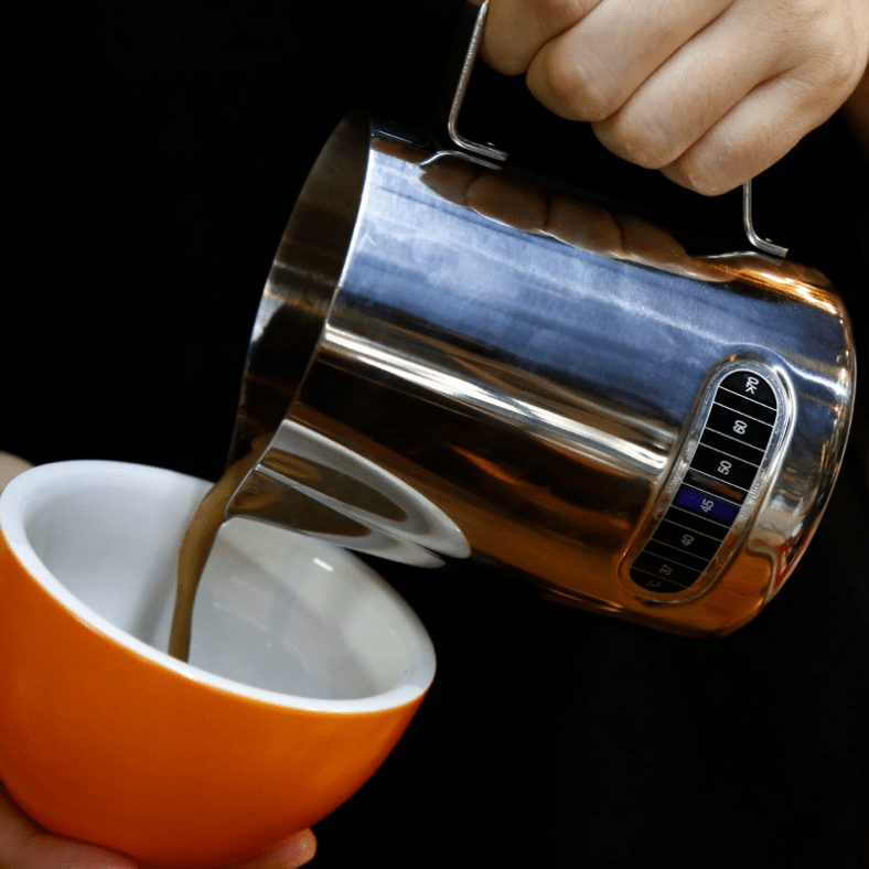 Espresso Milk Frothing Jug Integrated Thermometer - 600ml - Stainless — alternate view