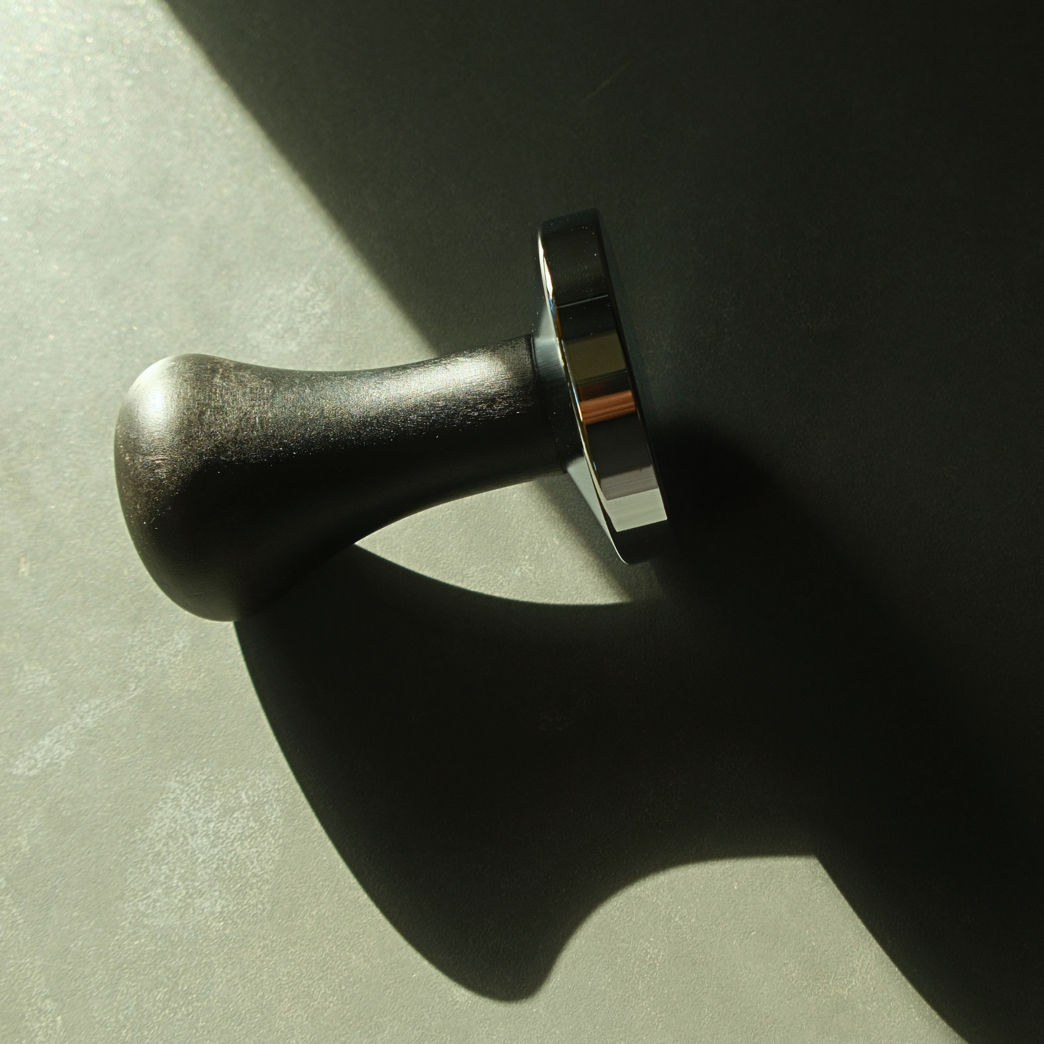Black Timber Tamper 58mm